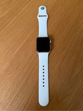 Apple Watch, Series 3, 38mm, Rose gold, Light blush Sport Band